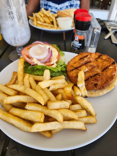 Dine media thumbnail 4